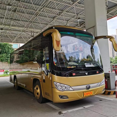 大巴车 38座